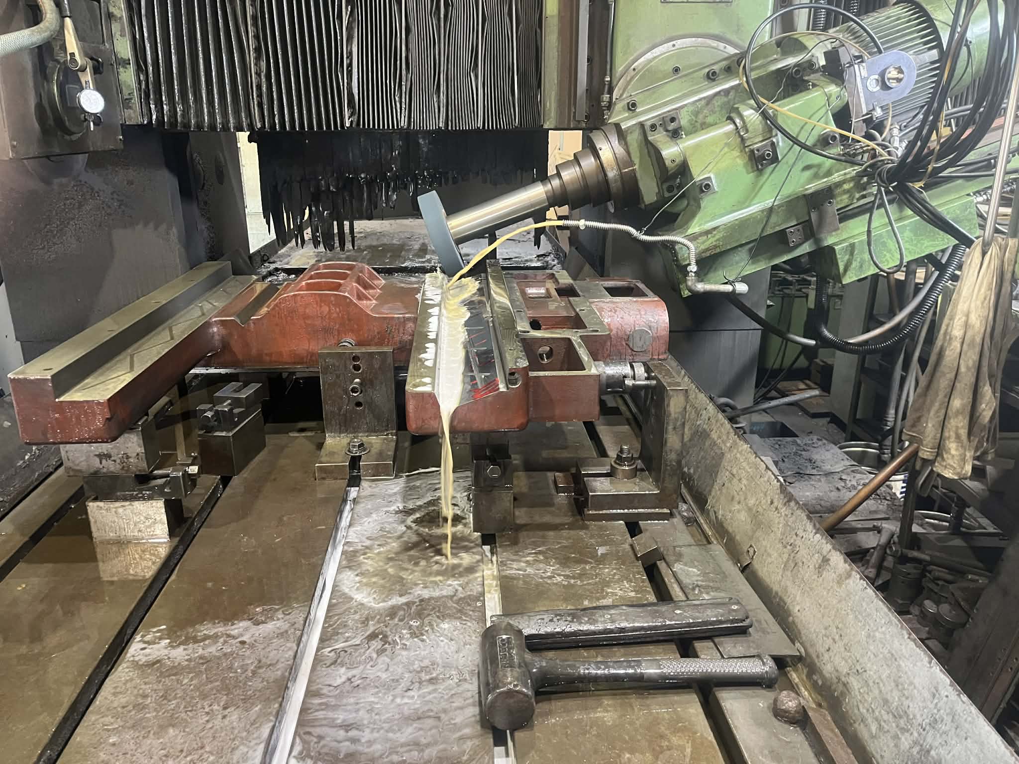 西部ハイテックサドルの画像